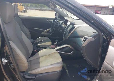 2013 Hyundai Veloster Base W/Gray z USA, uszkodzony, nr VIN KMHTC6AD0DU149768